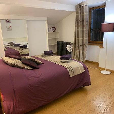 Domaine Des Pierres D Auvergne Flat Eksteriør billede