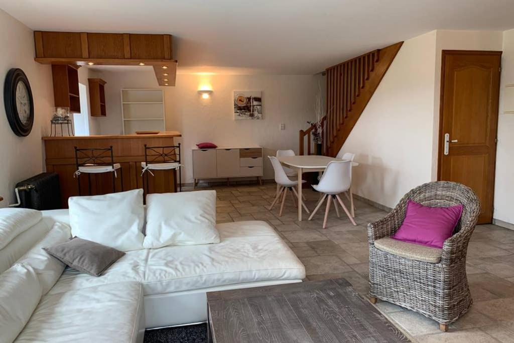 Domaine Des Pierres D Auvergne Flat Eksteriør billede