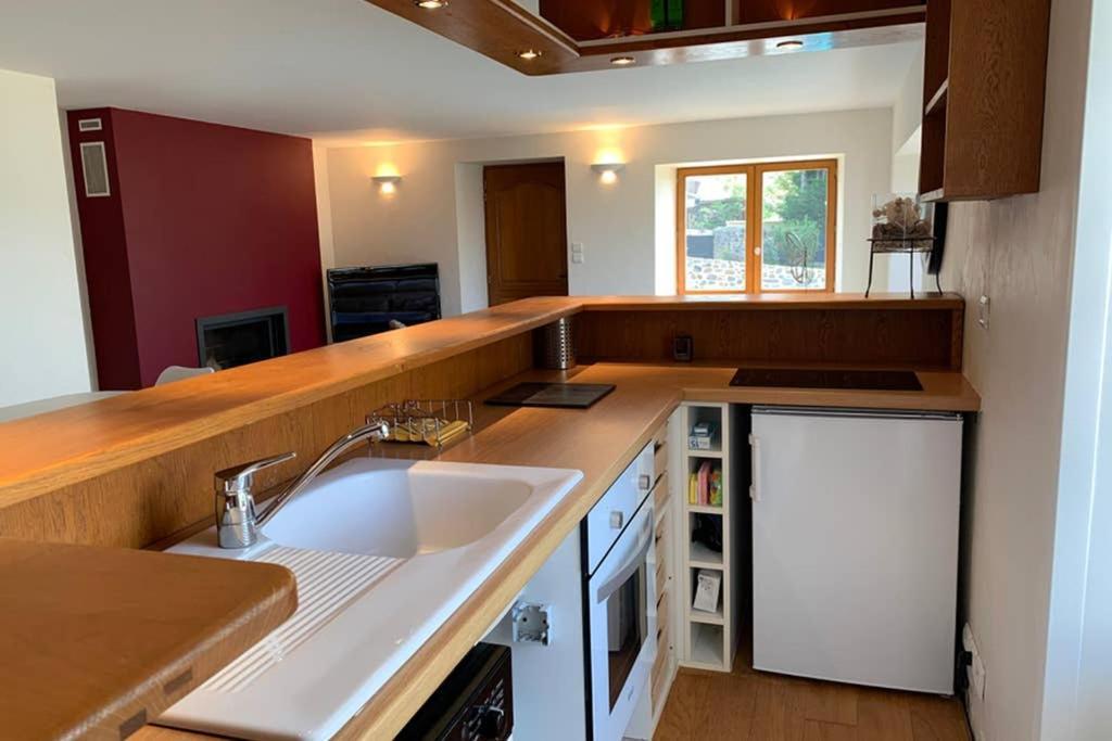 Domaine Des Pierres D Auvergne Flat Eksteriør billede