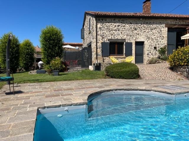 Domaine Des Pierres D Auvergne Flat Eksteriør billede